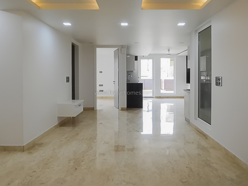4 BHK Flat For Rent in Vasant Vihar