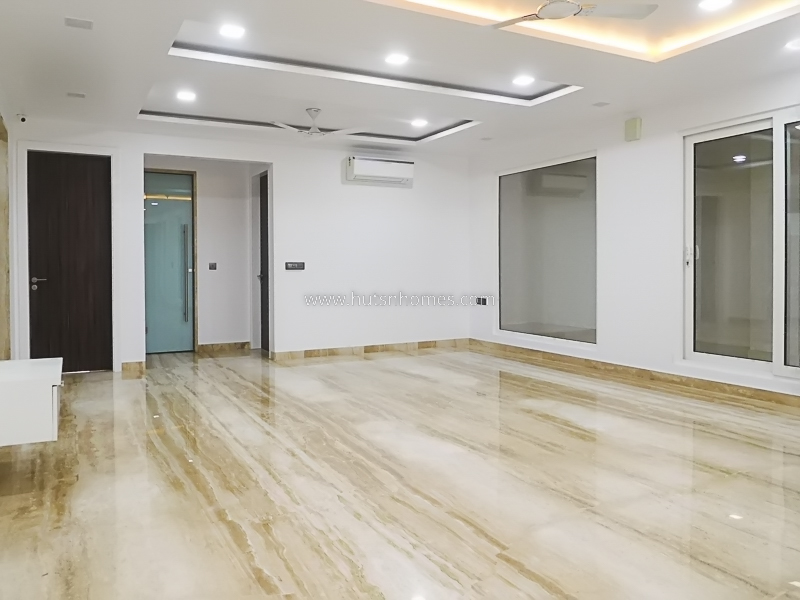 4 BHK Flat For Rent in Vasant Vihar