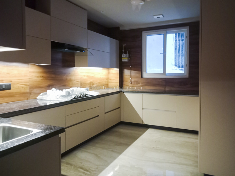 4 BHK Flat For Rent in Safdarjung Development Area