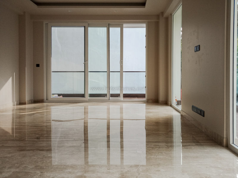 4 BHK Flat For Rent in Safdarjung Development Area