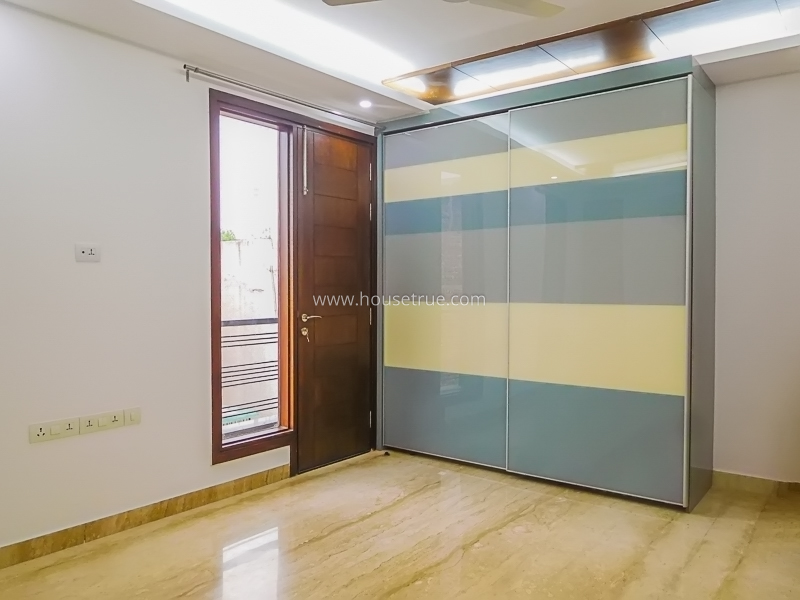 4 BHK Builder Floor For Rent in Safdarjung Development Area