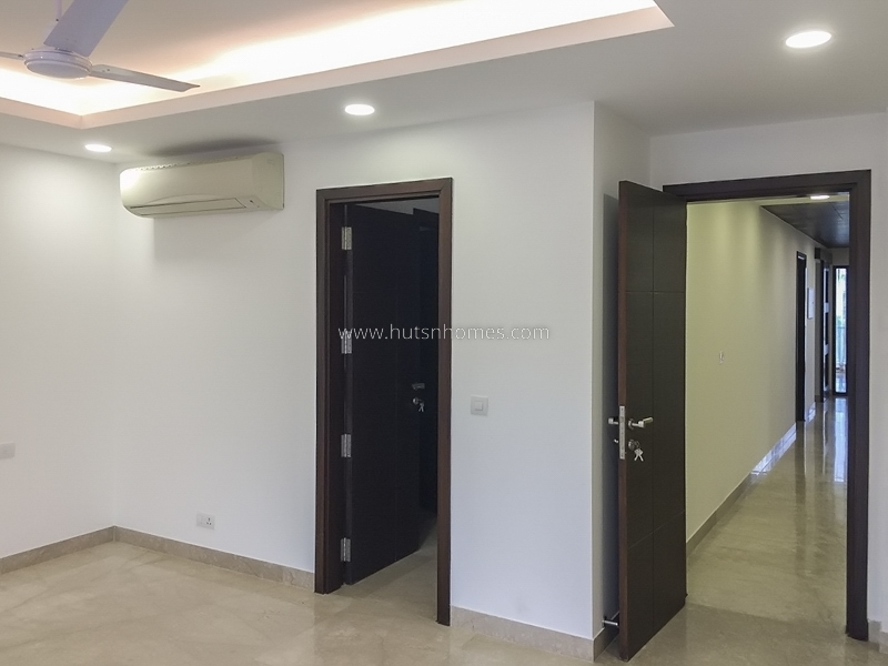 3 BHK Builder Floor For Rent in Safdarjung Development Area