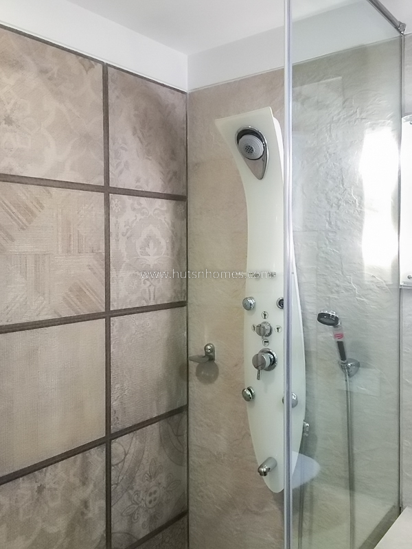 3 BHK Builder Floor For Rent in Safdarjung Development Area