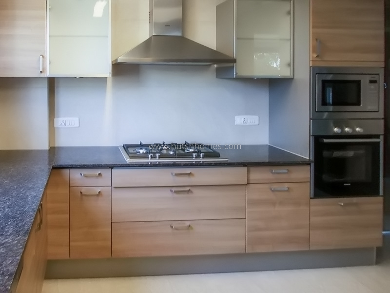 4 BHK Flat For Rent in West End Colony
