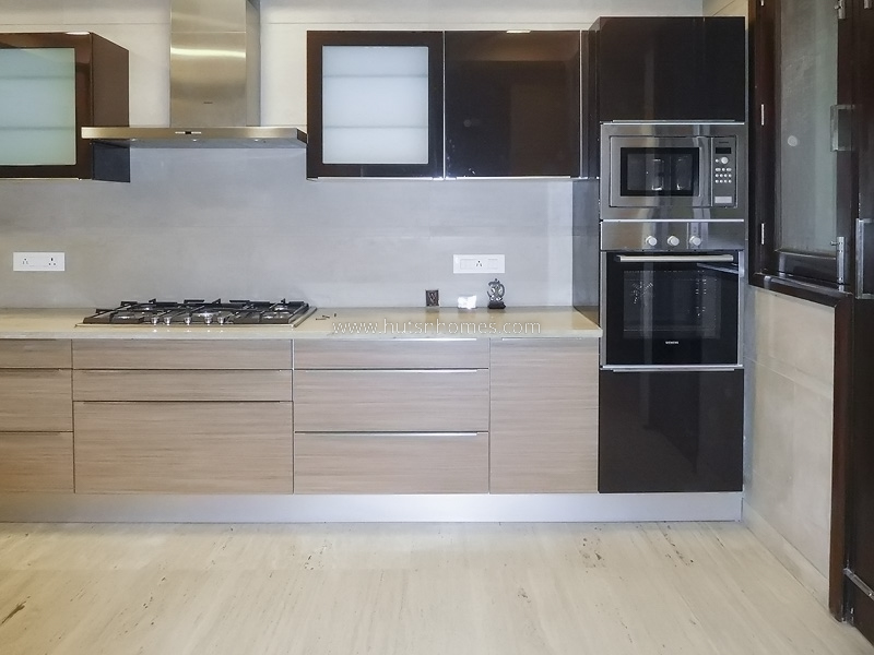4 BHK Flat For Rent in West End Colony