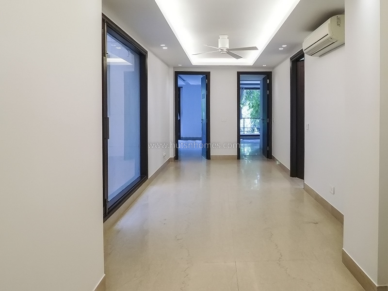 4 BHK Flat For Rent in West End Colony