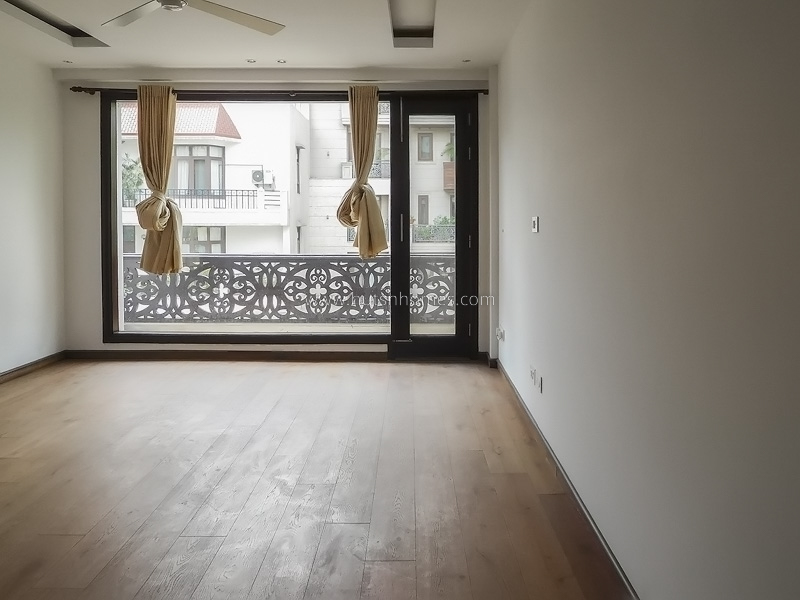 4 BHK Flat For Rent in West End Colony