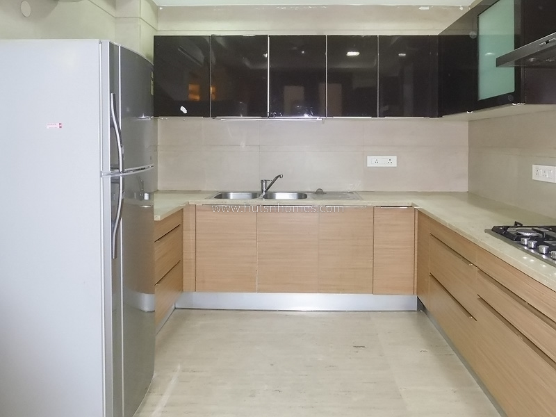 4 BHK Flat For Rent in West End Colony