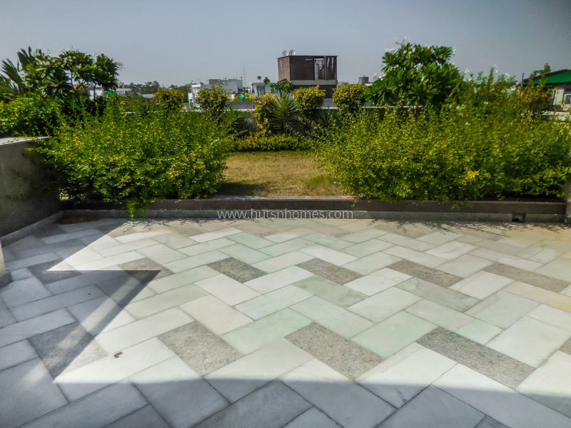 3 BHK Flat For Rent in West End Colony