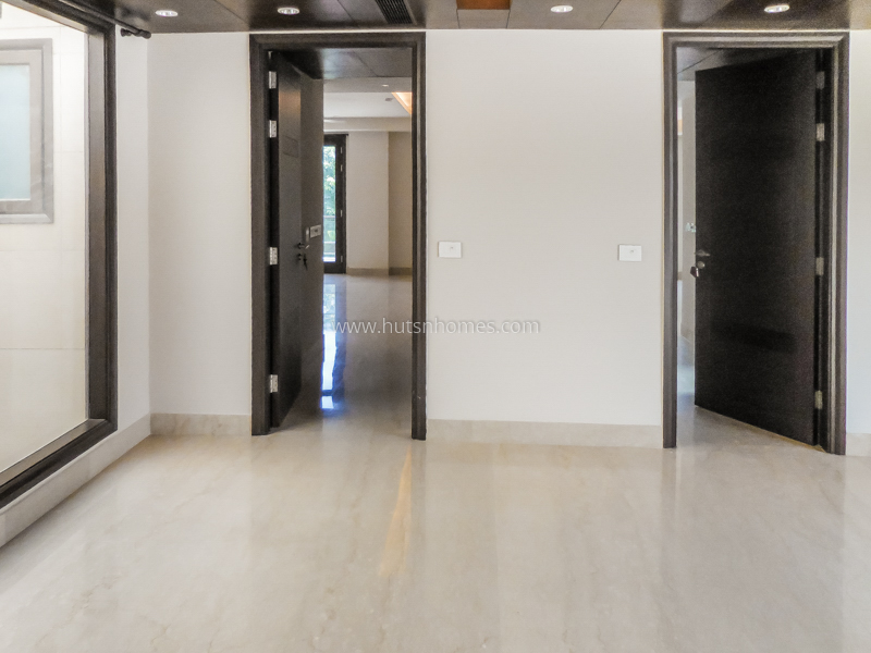 3 BHK Flat For Rent in West End Colony