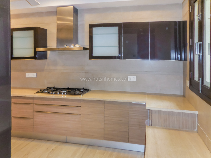3 BHK Flat For Rent in West End Colony