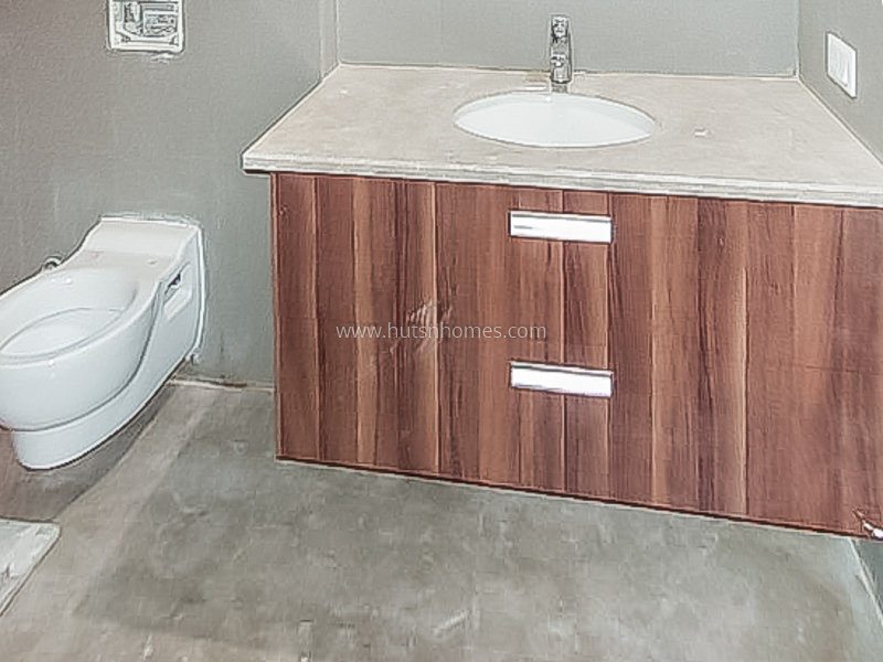 3 BHK Flat For Rent in Defence Colony