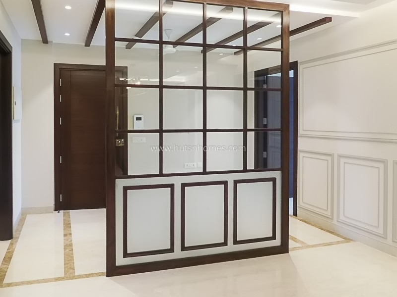 3 BHK Flat For Rent in Defence Colony