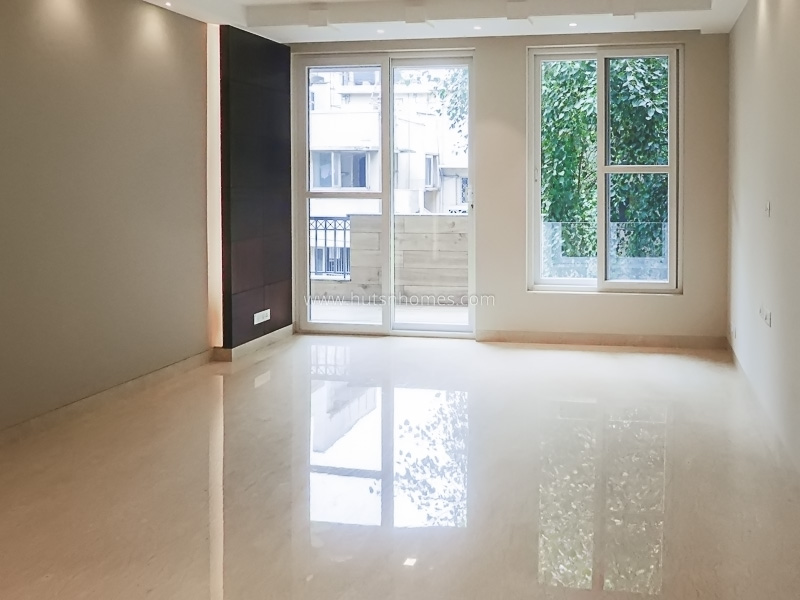 3 BHK Flat For Rent in Defence Colony