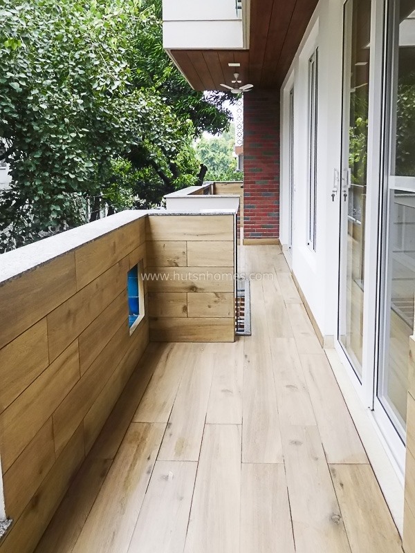 3 BHK Flat For Rent in Defence Colony