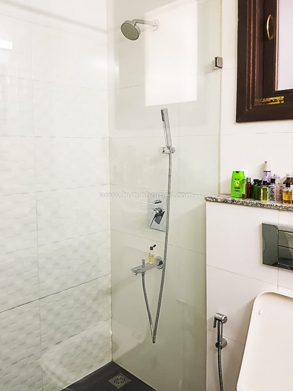 4 BHK Flat For Rent in Greater Kailash Enclave 1