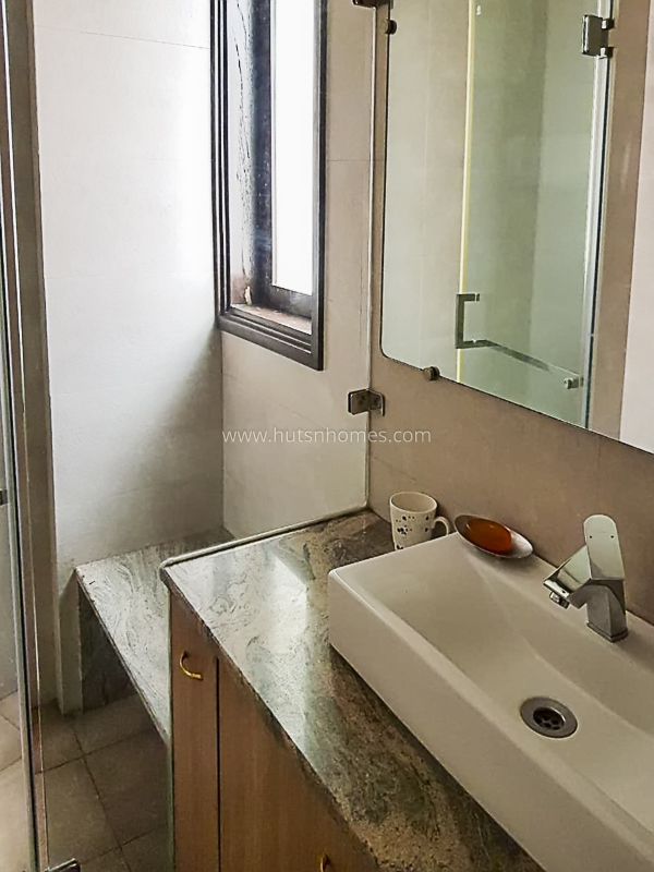 4 BHK Flat For Rent in Greater Kailash Enclave 1