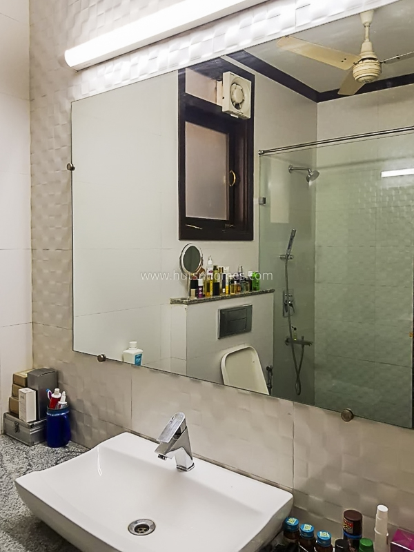 4 BHK Flat For Rent in Greater Kailash Enclave 1