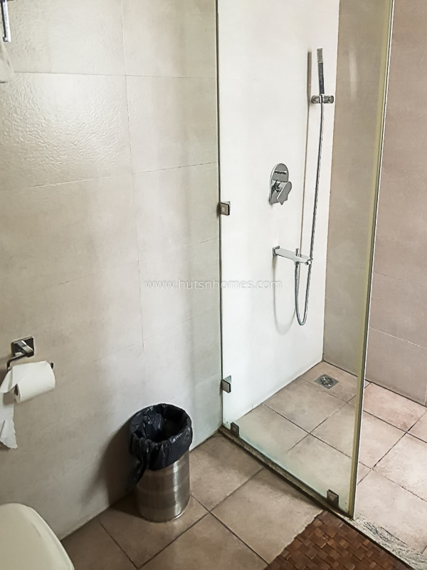 4 BHK Flat For Rent in Greater Kailash Enclave 1