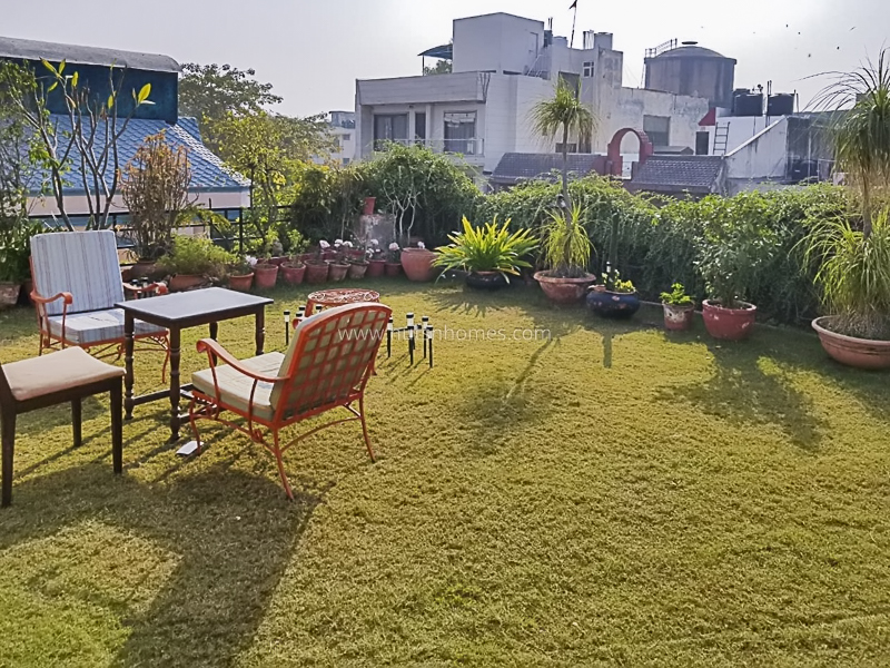 4 BHK Flat For Rent in Greater Kailash Enclave 1