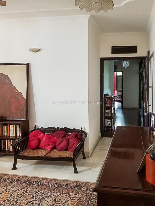 4 BHK Flat For Rent in Greater Kailash Enclave 1