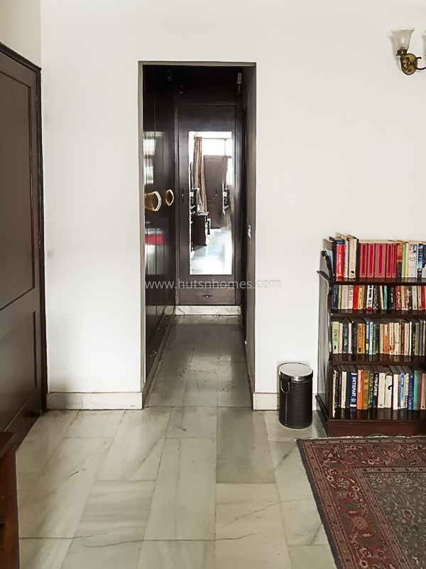 4 BHK Flat For Rent in Greater Kailash Enclave 1