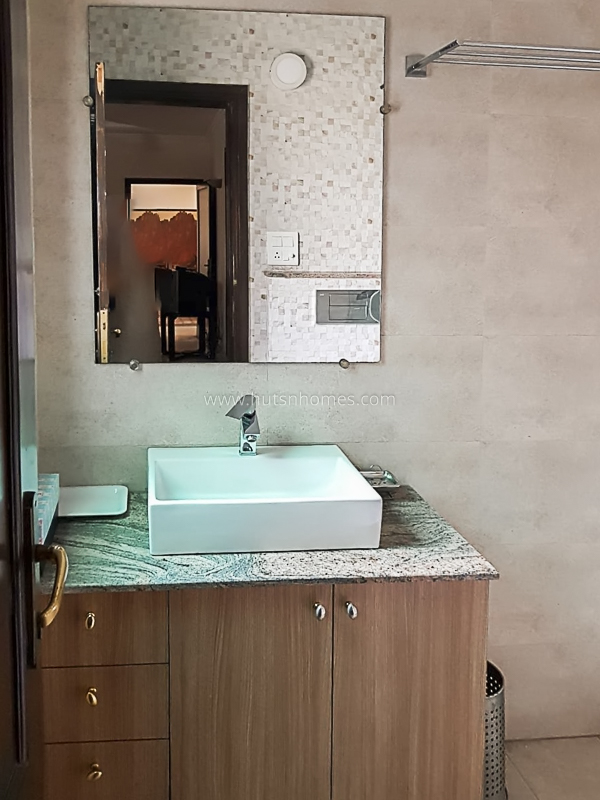 4 BHK Flat For Rent in Greater Kailash Enclave 1