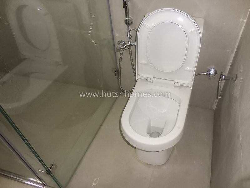 4 BHK Flat For Rent in Anand Niketan