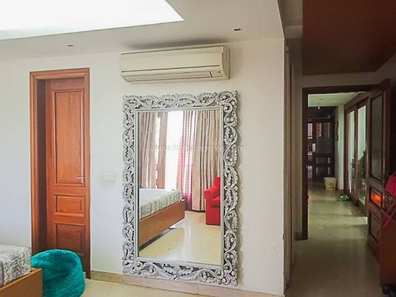 4 BHK Flat For Rent in Gulmohar Park