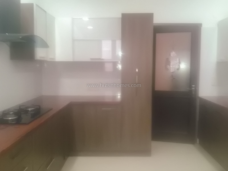 2 BHK Duplex For Rent in West End Colony