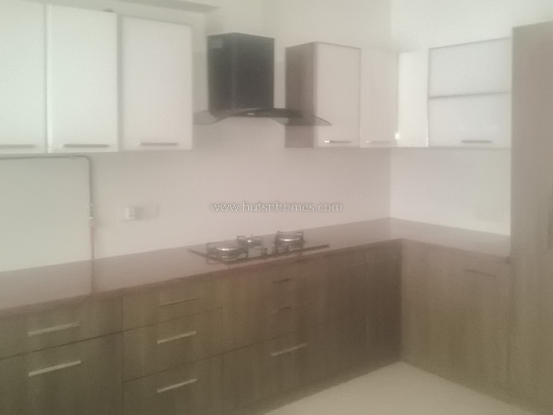 2 BHK Duplex For Rent in West End Colony