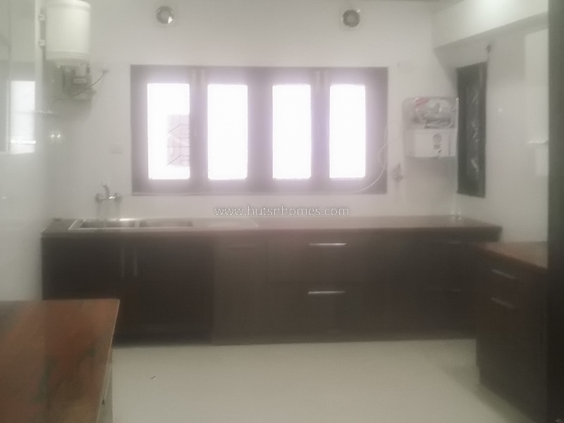 2 BHK Duplex For Rent in West End Colony