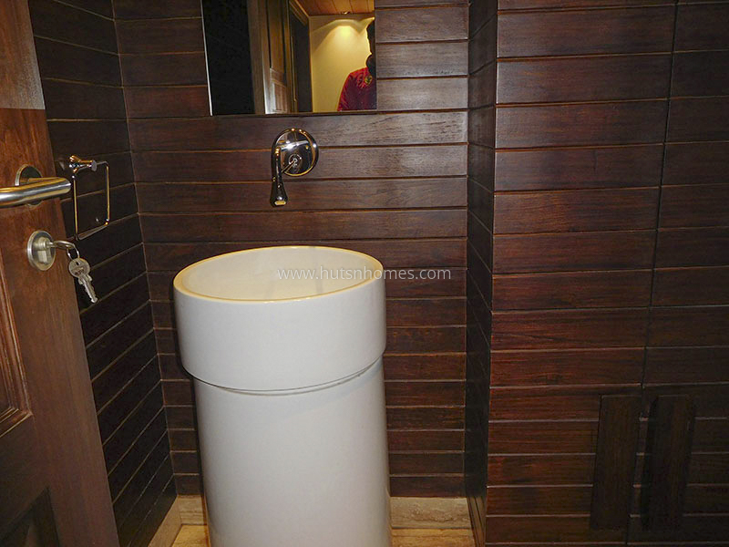 4 BHK Flat For Sale in Shanti Niketan