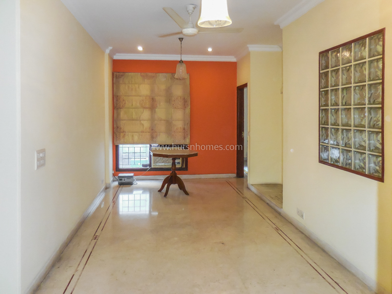 3 BHK Flat For Rent in Defence Colony
