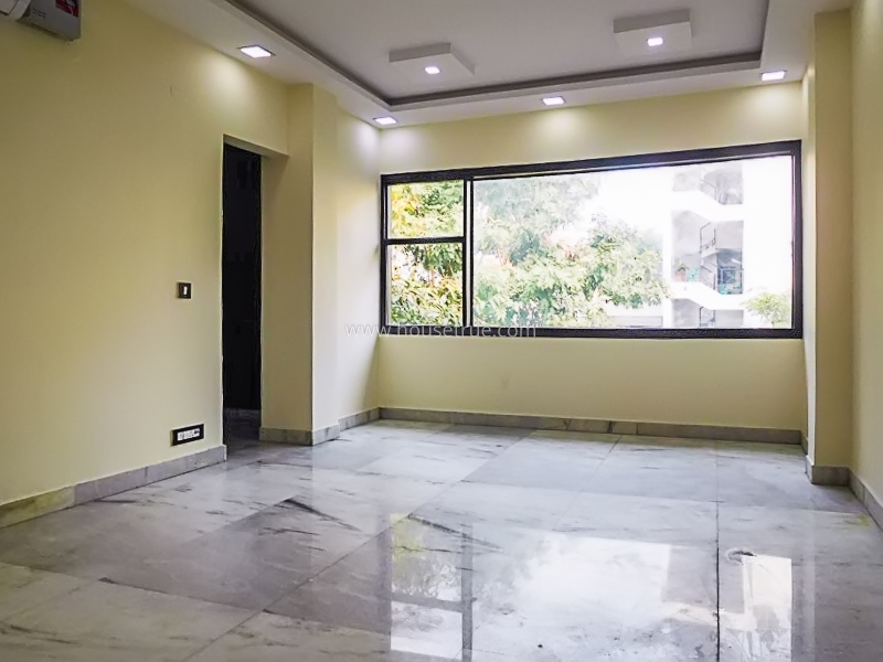 3 BHK Flat For Rent in Defence Colony