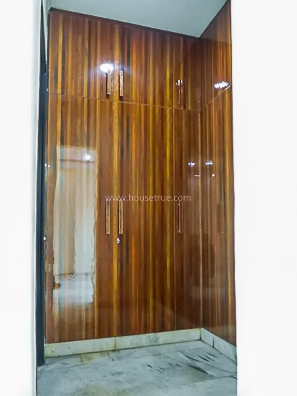 3 BHK Flat For Rent in Defence Colony