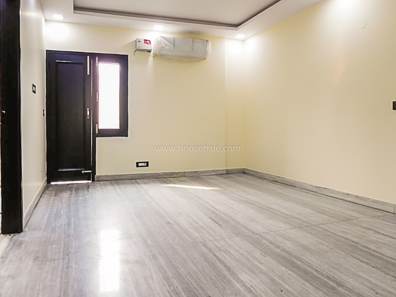 3 BHK Flat For Rent in Defence Colony
