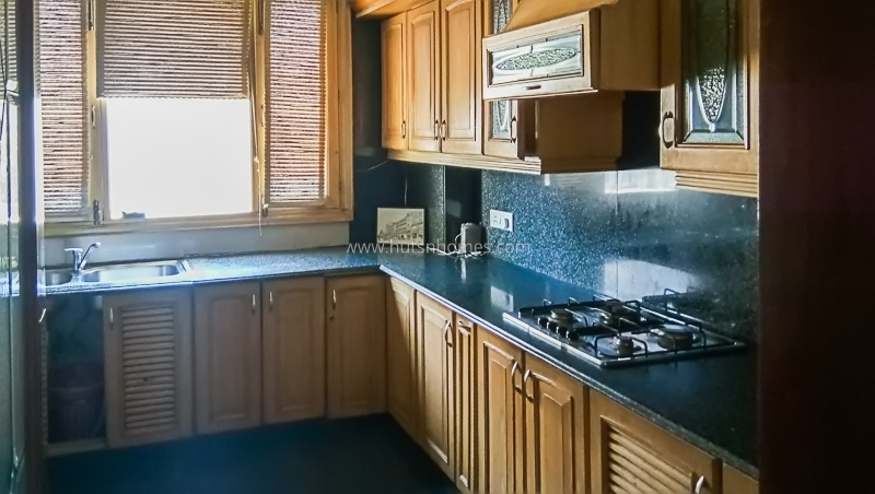 3 BHK Flat For Rent in Defence Colony