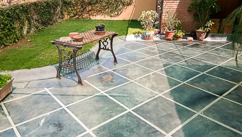 3 BHK Flat For Rent in Defence Colony