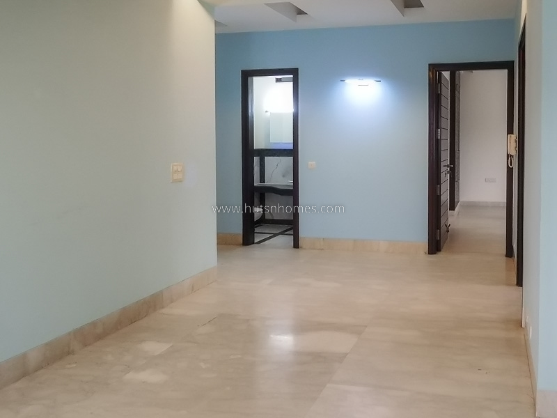 3 BHK Flat For Rent in Defence Colony