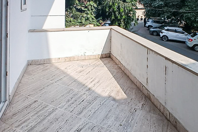 3 BHK Flat For Rent in Defence Colony