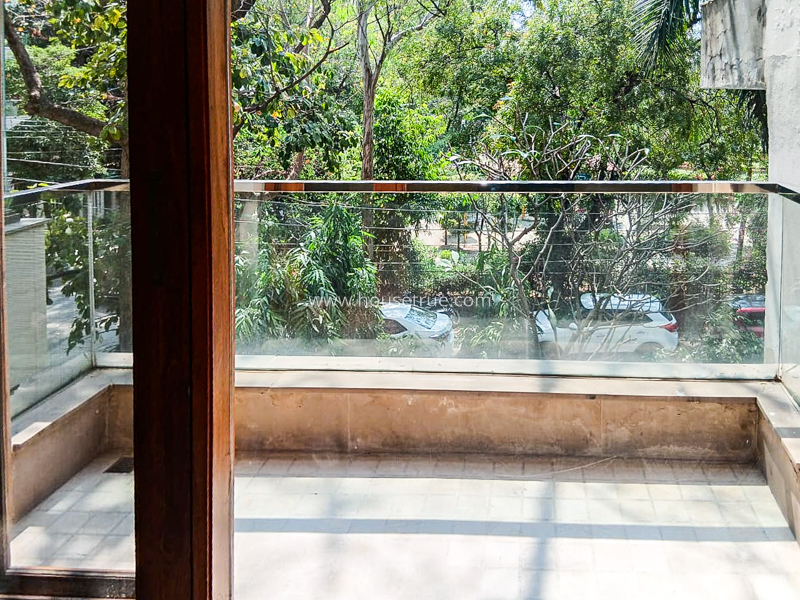 3 BHK Flat For Rent in Defence Colony