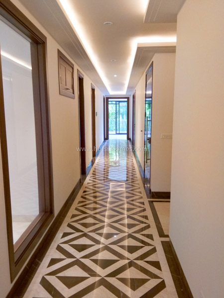 4 BHK Flat For Rent in West End Colony