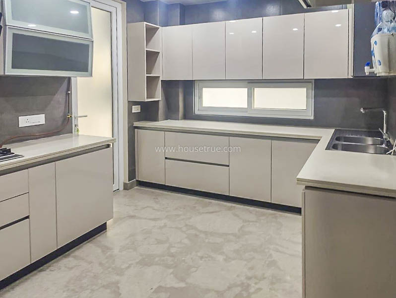 3 BHK Builder Floor For Rent in Defence Colony