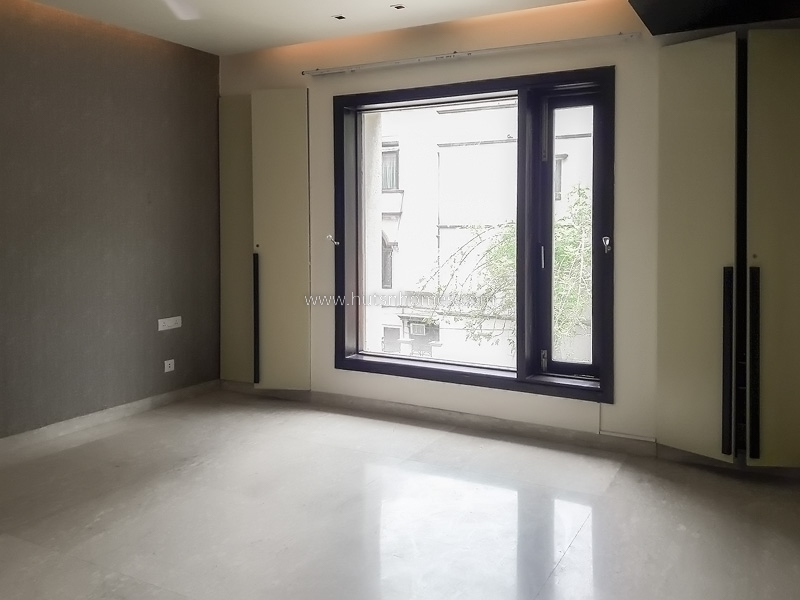 4 BHK Flat For Rent in Vasant Vihar