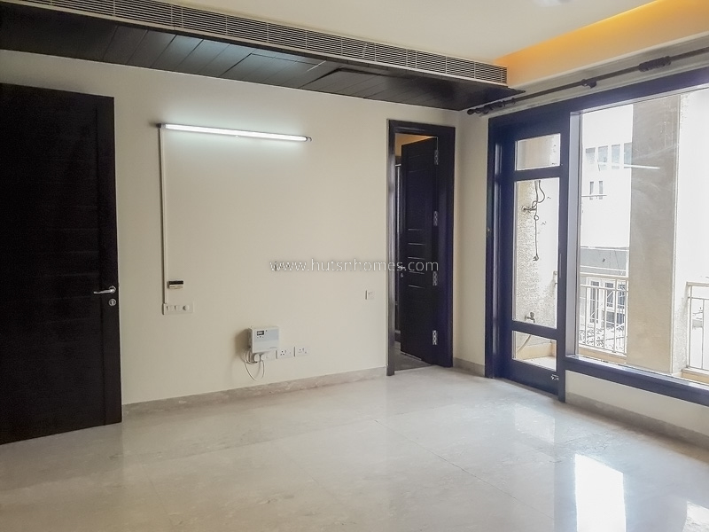4 BHK Flat For Rent in Vasant Vihar