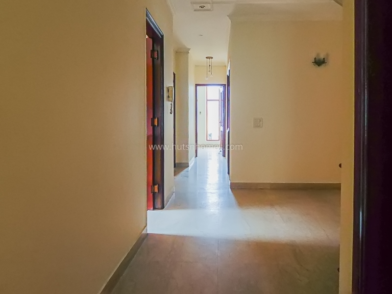 4 BHK Flat For Rent in Vasant Vihar