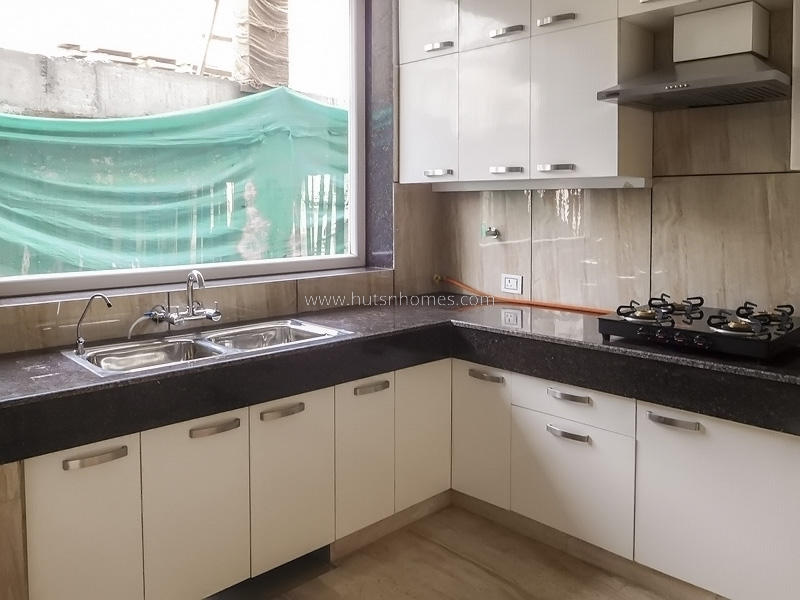 11 BHK Entire-Building For Rent in Anand Niketan