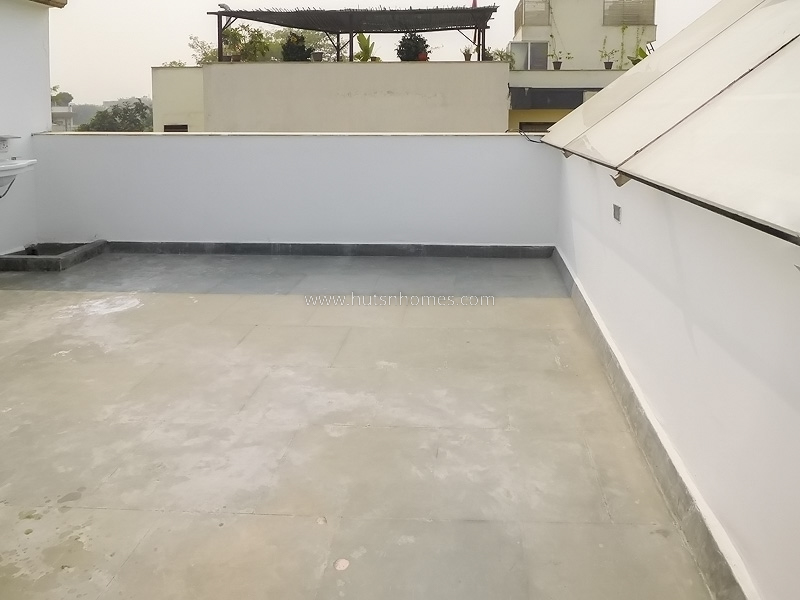 11 BHK Entire-Building For Rent in Anand Niketan