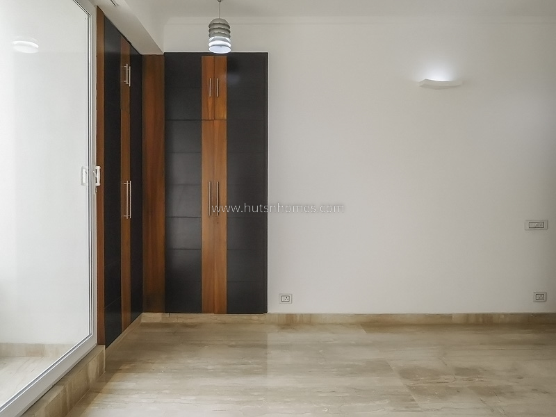 11 BHK Entire-Building For Rent in Anand Niketan